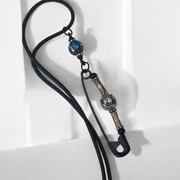 5 For $25💫Punk Rocker Black Safety Pin Beads Pendant Necklace - Picture 4 of 4